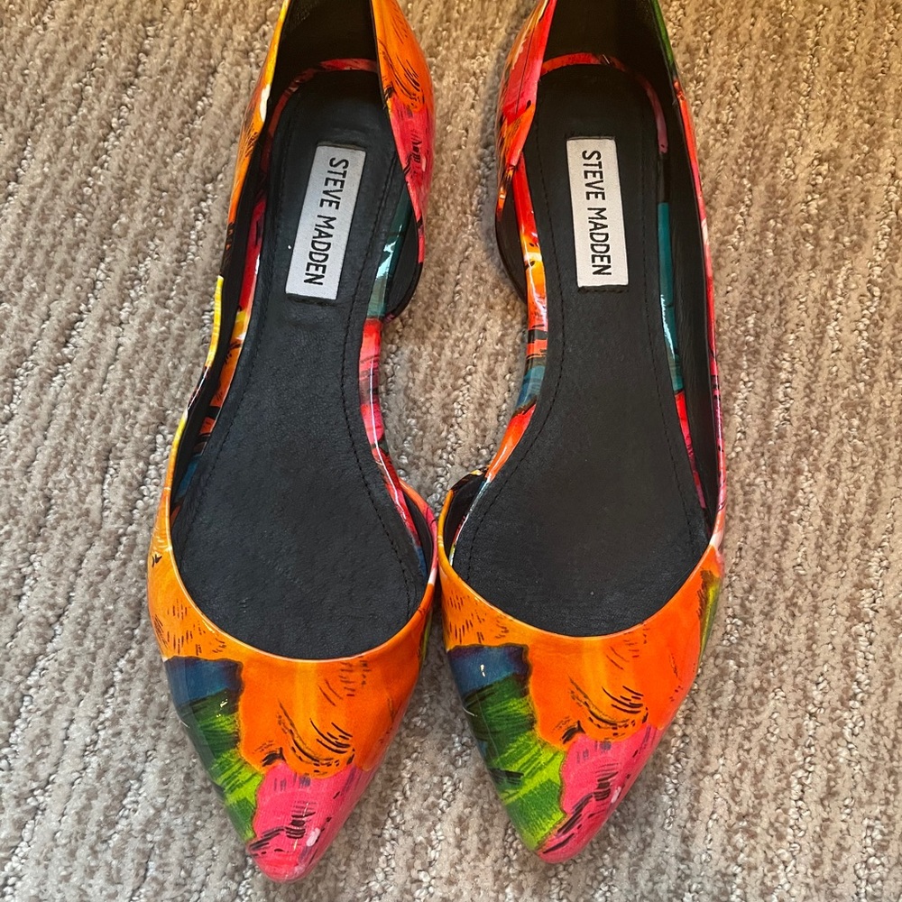 Steve Madden floral flats